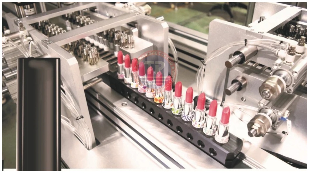 semi automatic heating filling machine for lipstick and lip balm